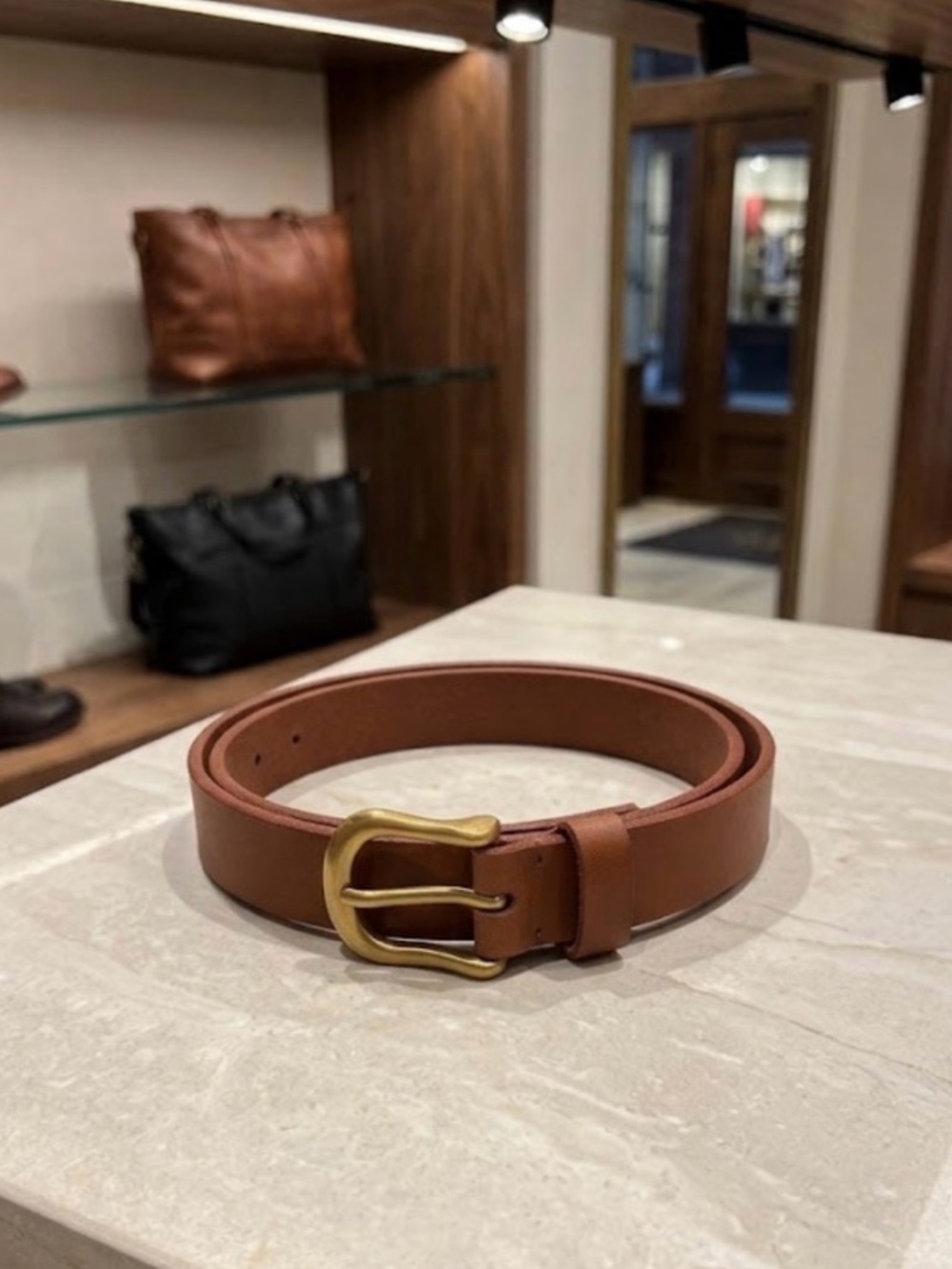 NWOT Frye 25mm Flat Strap Leather Belt 1X/2X